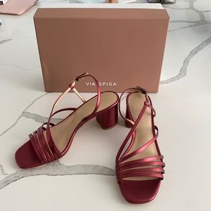 Brand New Via Spiga Regina Heels